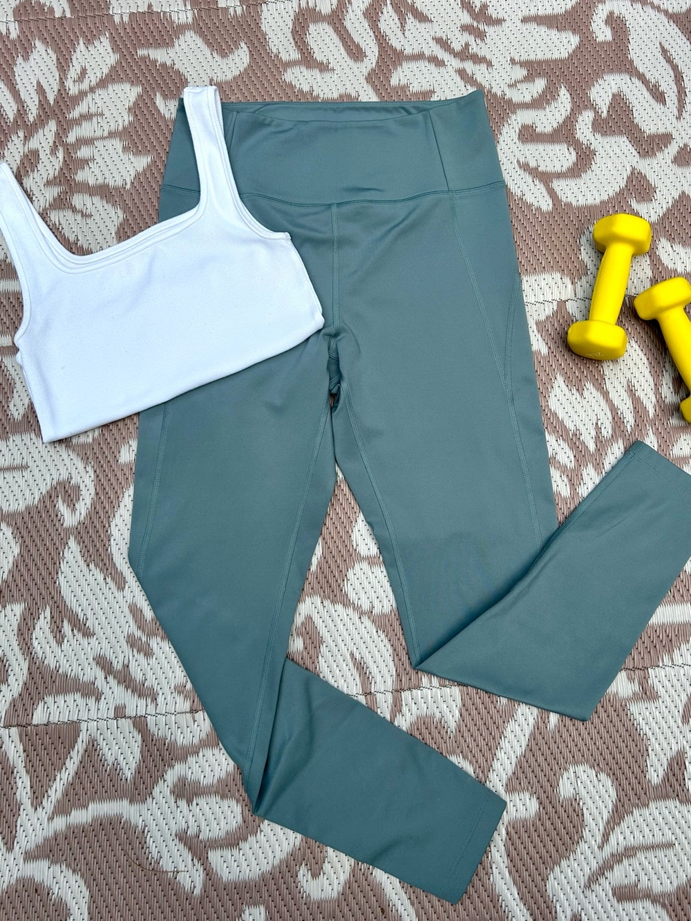 Girlfriend Collective Compressive High-Rise Exercise Workout Leggings | Size L